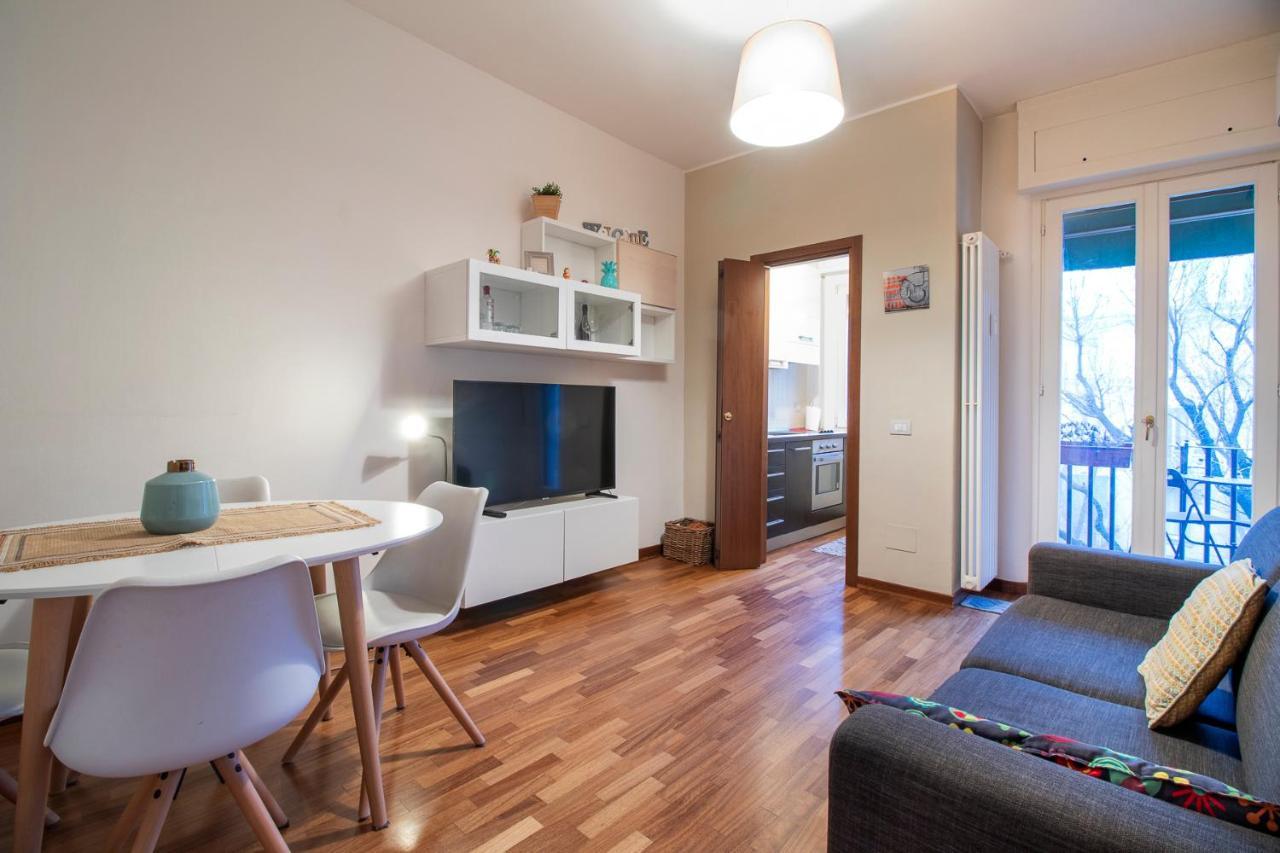 Apartment New Lomellina 34 Milan